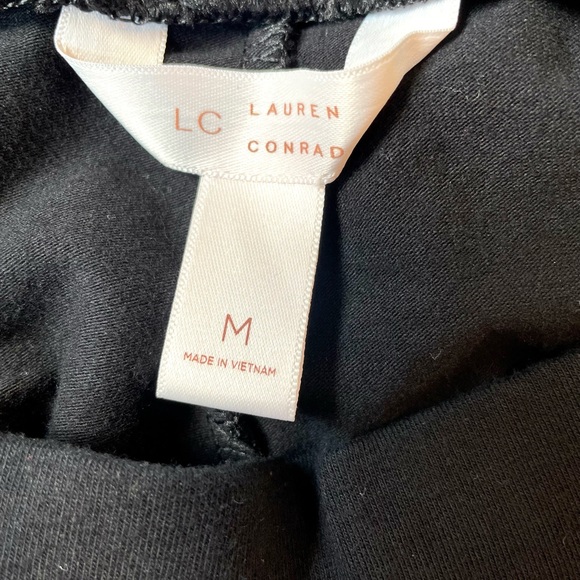 LC Black Leggings - Picture 4 of 5